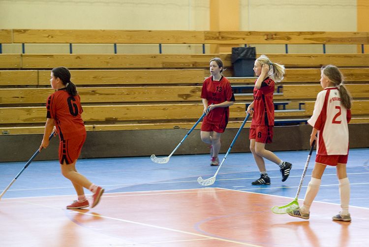 Ponownie dziewczęta z SP Królikowa najlepsze w powiecie w Unihokeju