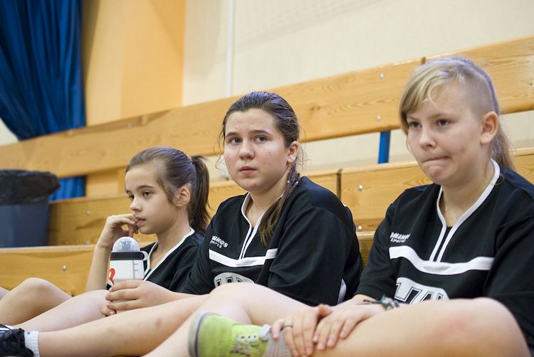 Ponownie dziewczęta z SP Królikowa najlepsze w powiecie w Unihokeju