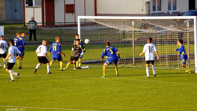 LKS Szubinianka Szubin - MLKS Krajna Sępólno Krajeńskie 2:2