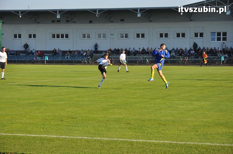 LKS Szubinianka Szubin - MLKS Krajna Sępólno Krajeńskie 2:2