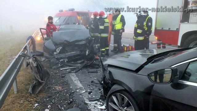 Wypadek drogowy na krajowej 10 w Minikowie. Trzy osoby poszkodowane
