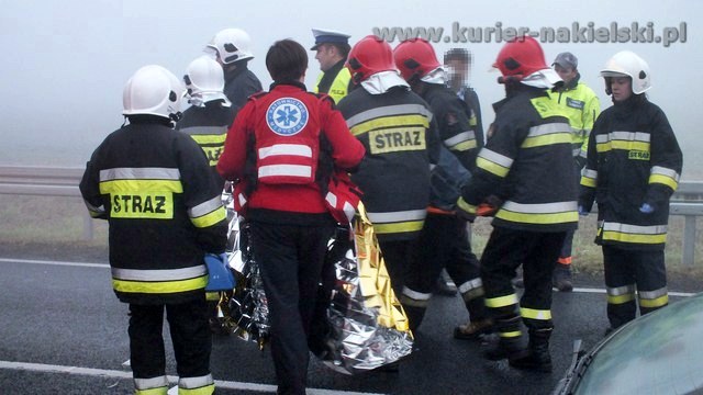 Wypadek drogowy na krajowej 10 w Minikowie. Trzy osoby poszkodowane