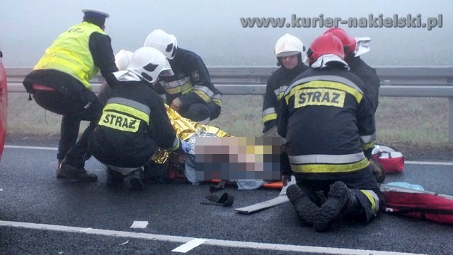 Wypadek drogowy na krajowej 10 w Minikowie. Trzy osoby poszkodowane