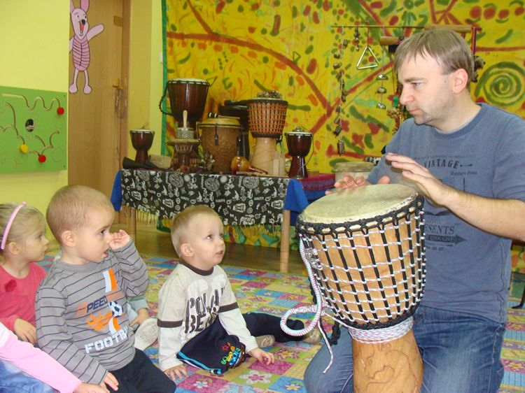 Muzyka etniczna w 