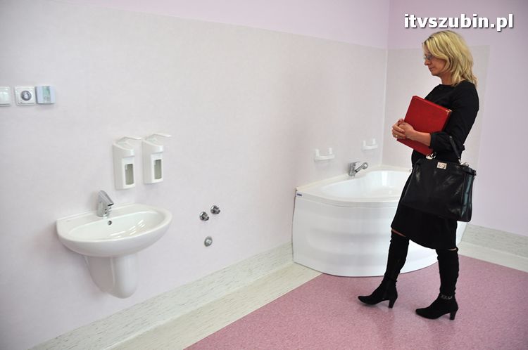 Uroczyste otwarcie oddziału Położnictwa i Neonatologii w Szubinie po gruntownym remoncie
