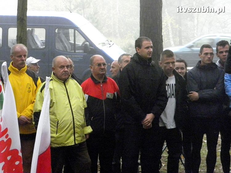 Cztery sztafety reprezentowały powiat nakielski podczas XX Biegu Sztafetowego Śladem Męczeńskiej Drogi bł. ks. Jerzego Popiełuszki