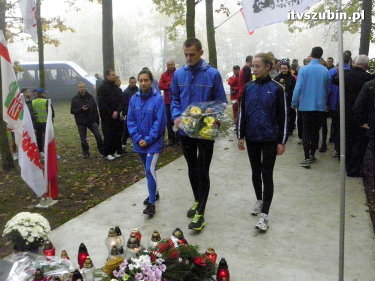 Cztery sztafety reprezentowały powiat nakielski podczas XX Biegu Sztafetowego Śladem Męczeńskiej Drogi bł. ks. Jerzego Popiełuszki