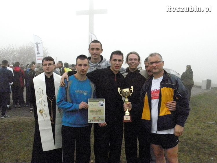 Cztery sztafety reprezentowały powiat nakielski podczas XX Biegu Sztafetowego Śladem Męczeńskiej Drogi bł. ks. Jerzego Popiełuszki