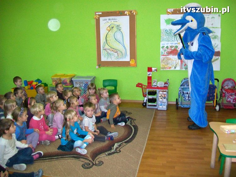 Polfinek z wizytą w Przedszkolu nr 3 w Szubinie