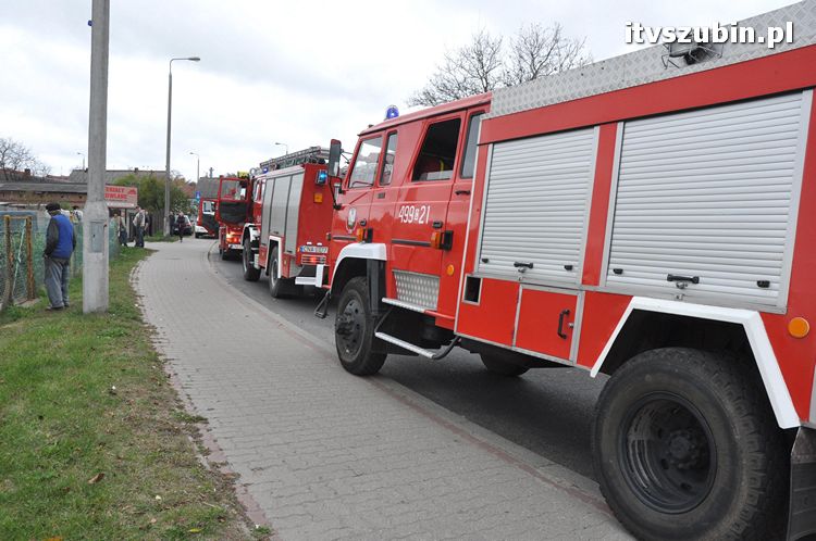Spalił się fotel w budynku wielorodzinnym