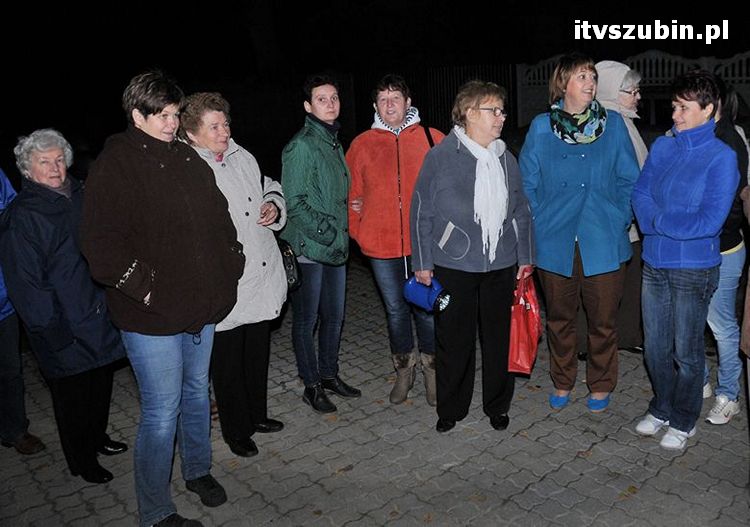 Figurka Serca Pana Jezusa w Szubin Wsi poświęcona