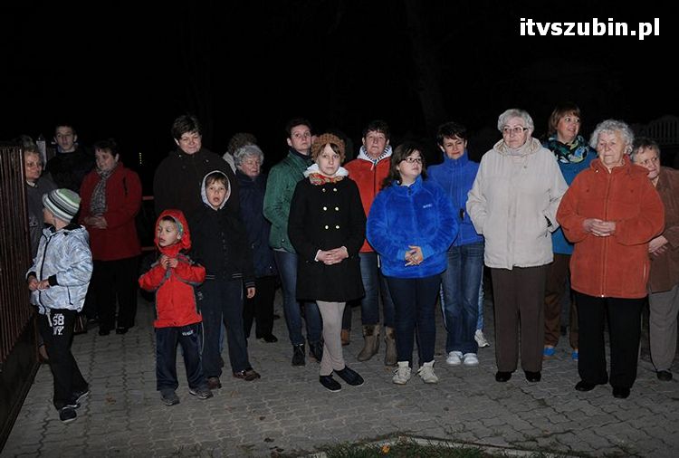 Figurka Serca Pana Jezusa w Szubin Wsi poświęcona