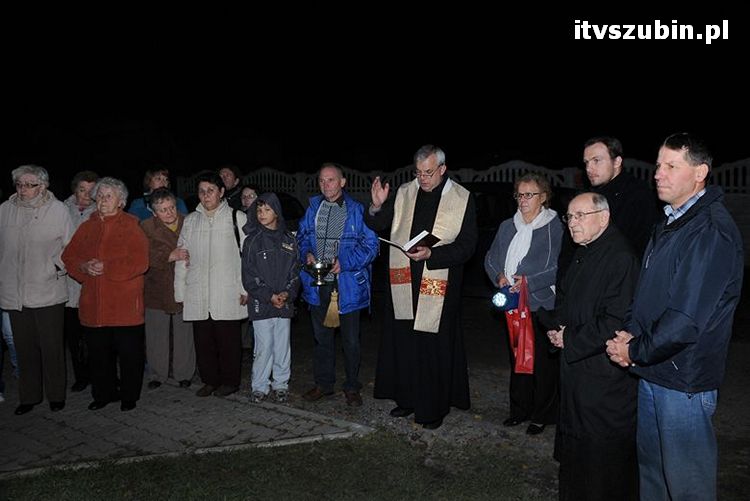 Figurka Serca Pana Jezusa w Szubin Wsi poświęcona