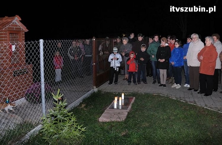 Figurka Serca Pana Jezusa w Szubin Wsi poświęcona
