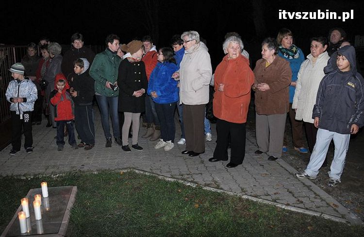 Figurka Serca Pana Jezusa w Szubin Wsi poświęcona