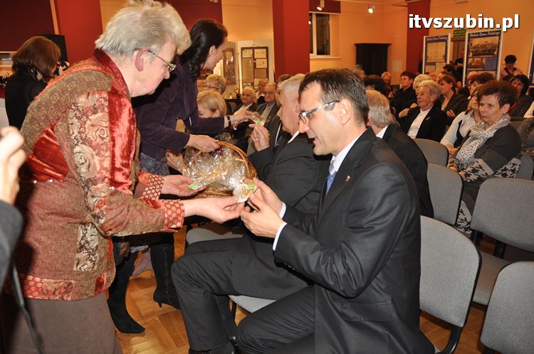 Tam dom twój, gdzie serce twoje - 100 lecie Domu Polskiego