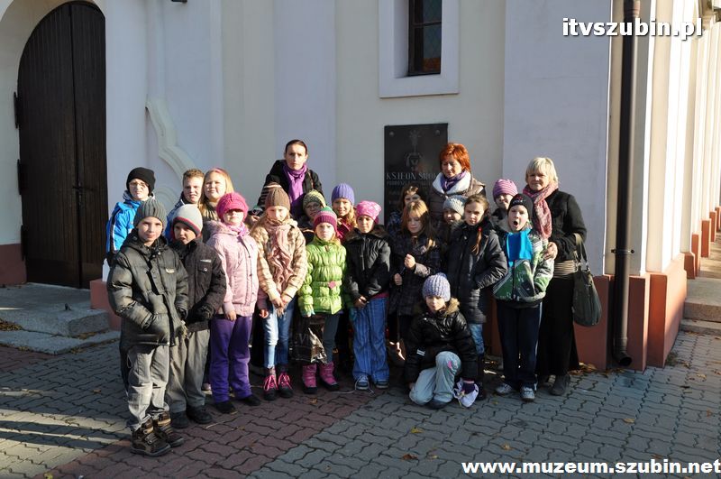 Gra edukacyjna o miejscach pamięci w Rynarzewie