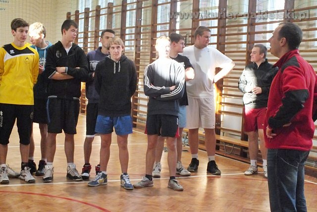 Międzyszkolne Mistrzostwa Powiatu Nakielskiego w Streetballu