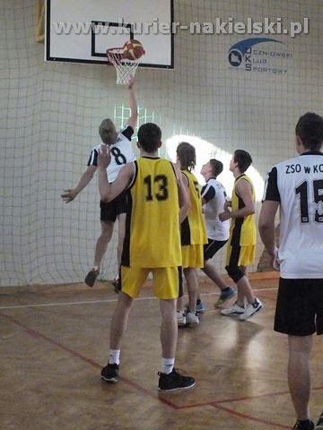 Międzyszkolne Mistrzostwa Powiatu Nakielskiego w Streetballu