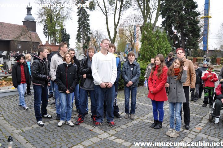 Historia XX wieku na szubińskich Powązkach dla Gimnazjum nr 1