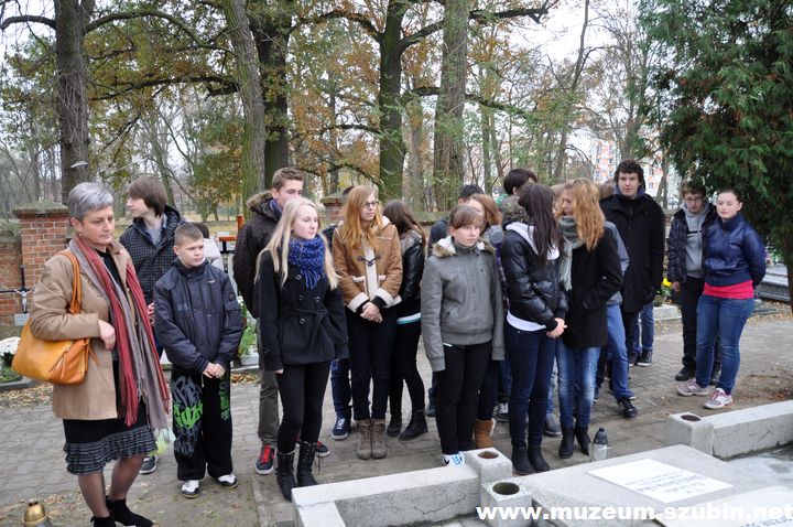 Historia XX wieku na szubińskich Powązkach dla Gimnazjum nr 1