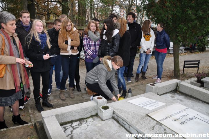 Historia XX wieku na szubińskich Powązkach dla Gimnazjum nr 1