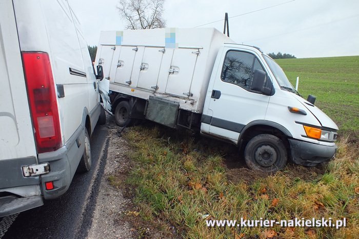Kolizja na zakrętach koło Wieszek