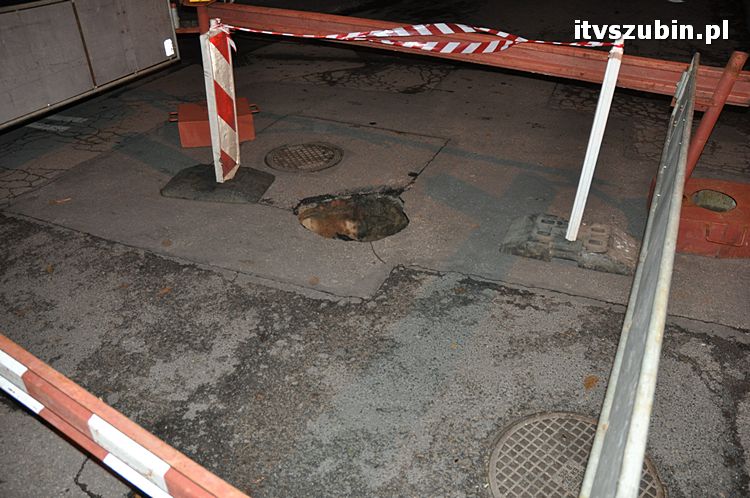 Zapadlisko na ulicy Poprzecznej