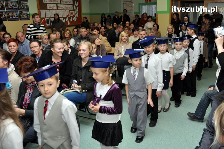 Pasowanie na ucznia w Szkole Podstawowej nr 1 w Szubinie