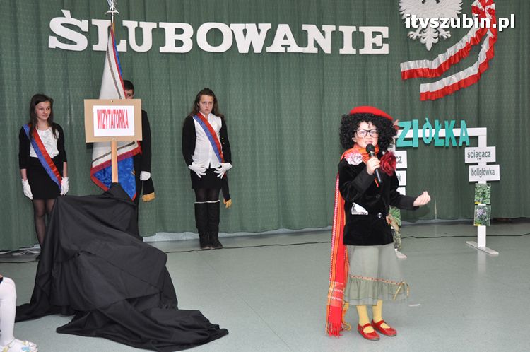 Pasowanie na ucznia w Szkole Podstawowej nr 1 w Szubinie