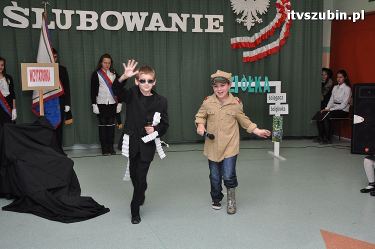 Pasowanie na ucznia w Szkole Podstawowej nr 1 w Szubinie