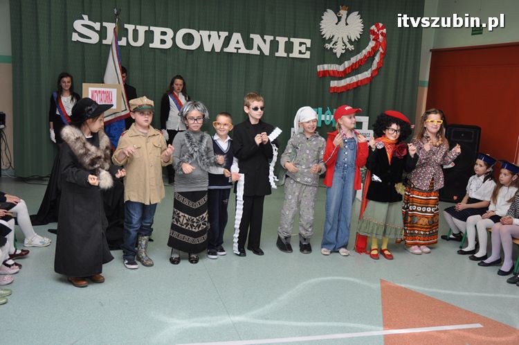 Pasowanie na ucznia w Szkole Podstawowej nr 1 w Szubinie