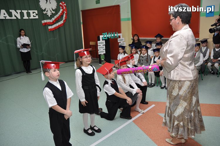 Pasowanie na ucznia w Szkole Podstawowej nr 1 w Szubinie