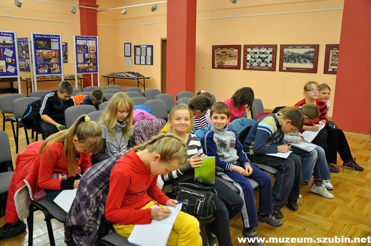 Uczniowie z Kowalewa w muzeum