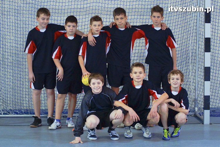 Szkoła Podstawowa nr 1 w Szubinie ma najlepszych piłkarzy ręcznych w powiecie
