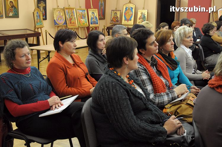 Debata o oświacie w muzealnych murach