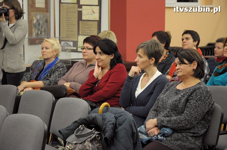 Debata o oświacie w muzealnych murach