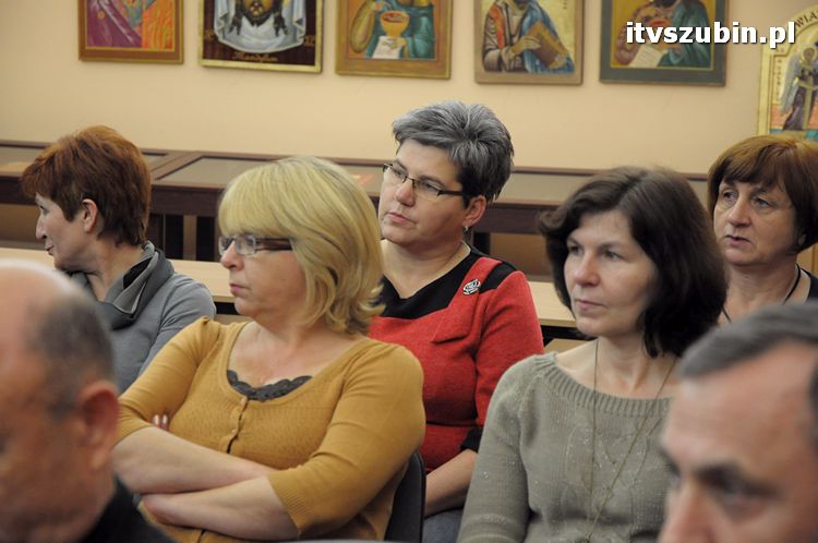 Debata o oświacie w muzealnych murach