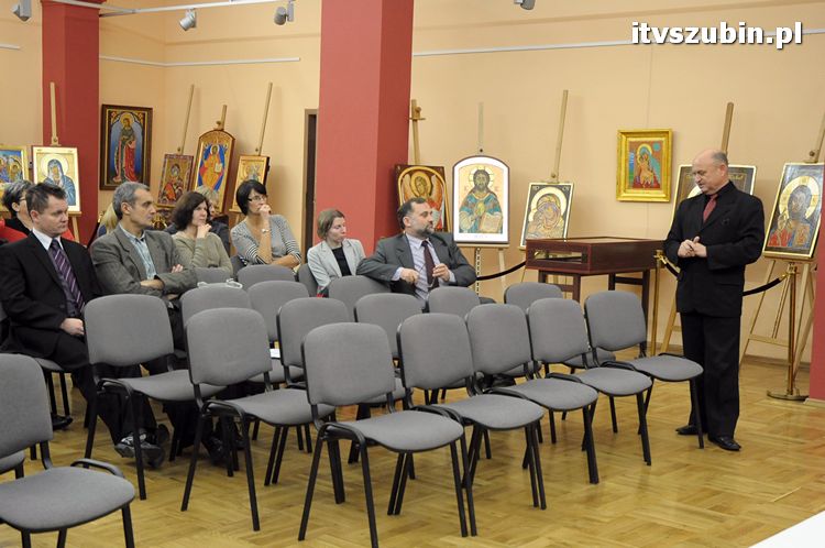 Debata o oświacie w muzealnych murach