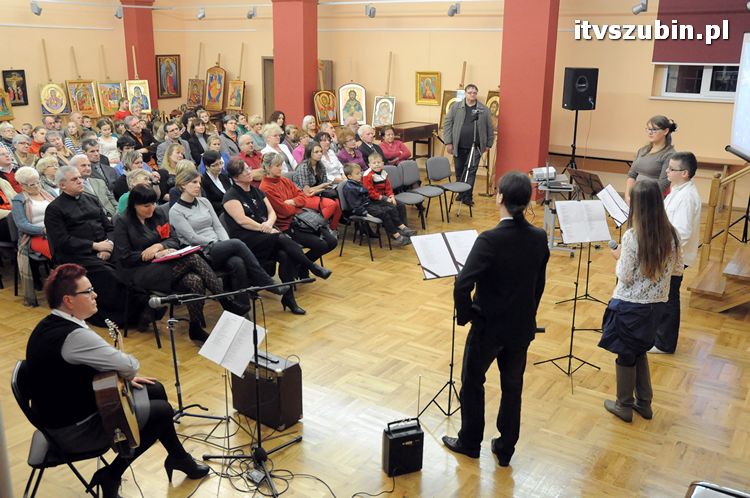 Koncert jesienny i ikony Andrzeja Binkowskiego w muzeum