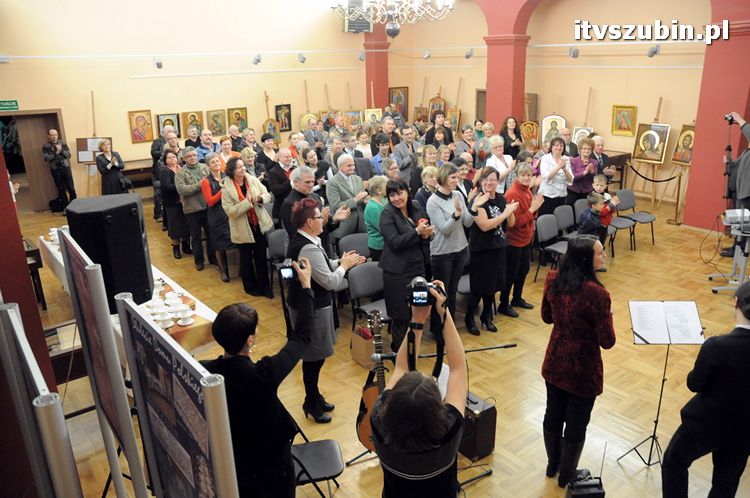 Koncert jesienny i ikony Andrzeja Binkowskiego w muzeum