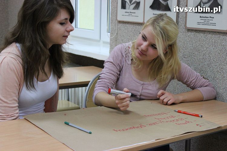 ....TYLKO NIE PAL - kampania prozdrowotna w LO Szubin