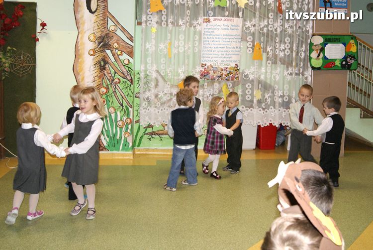 Gumisie i Żabki obchodziły Andrzejki