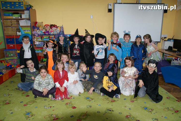 Andrzejkowe wróżby w szubińskiej dwójce