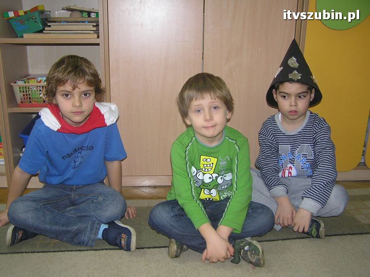 Andrzejkowe wróżby w szubińskiej dwójce