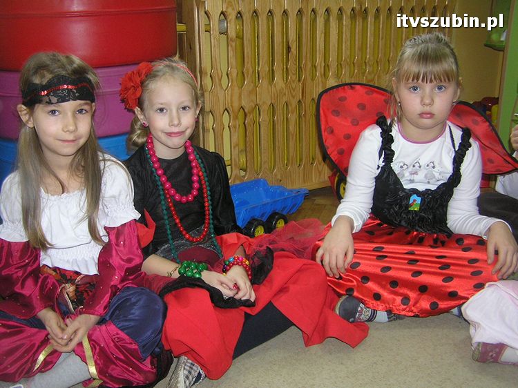 Andrzejkowe wróżby w szubińskiej dwójce