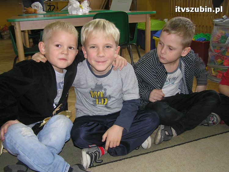 Andrzejkowe wróżby w szubińskiej dwójce