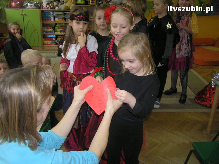 Andrzejkowe wróżby w szubińskiej dwójce