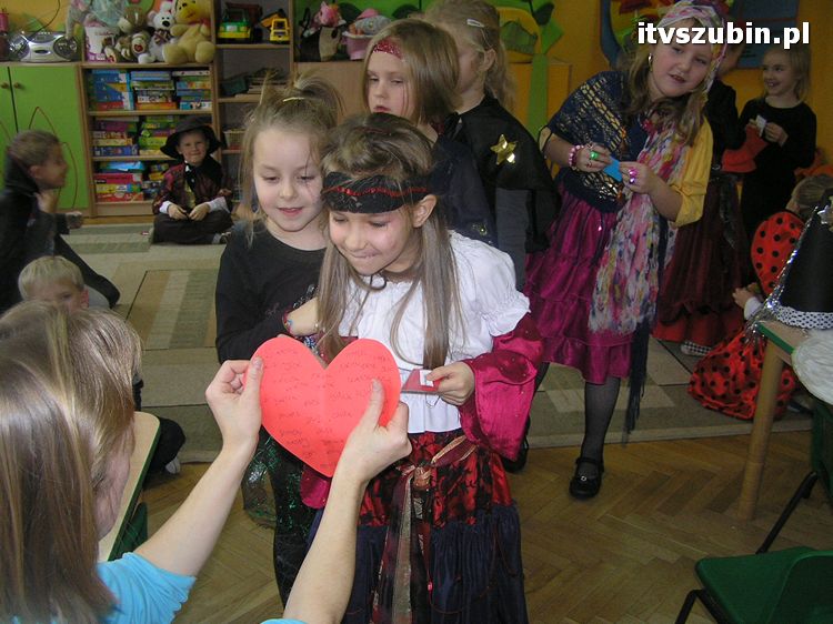 Andrzejkowe wróżby w szubińskiej dwójce