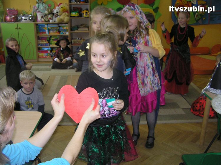 Andrzejkowe wróżby w szubińskiej dwójce